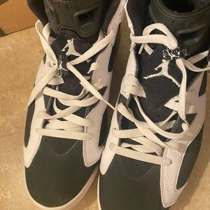 Size 14 Oreo 6 Jordan’s ( no box)